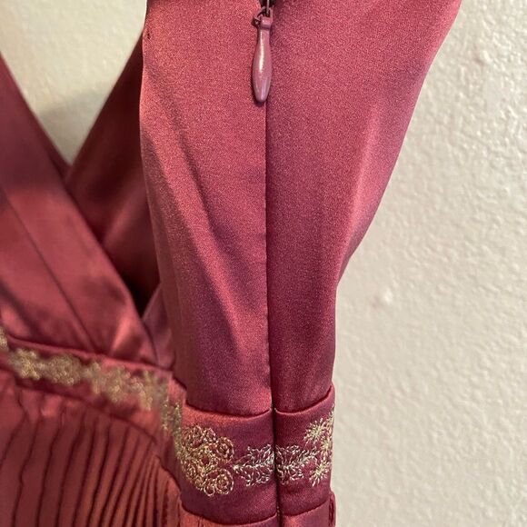 ANTONIO MELANI Rose Silk Dress Size 8 - Picture 3 of 10